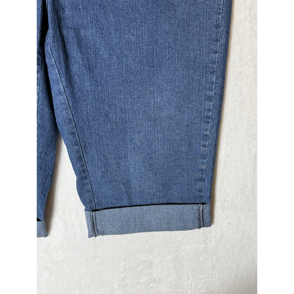 Chic Classic Collection Capris Womens 16 AVG Stretch Denim Cuffed Blue Pull On