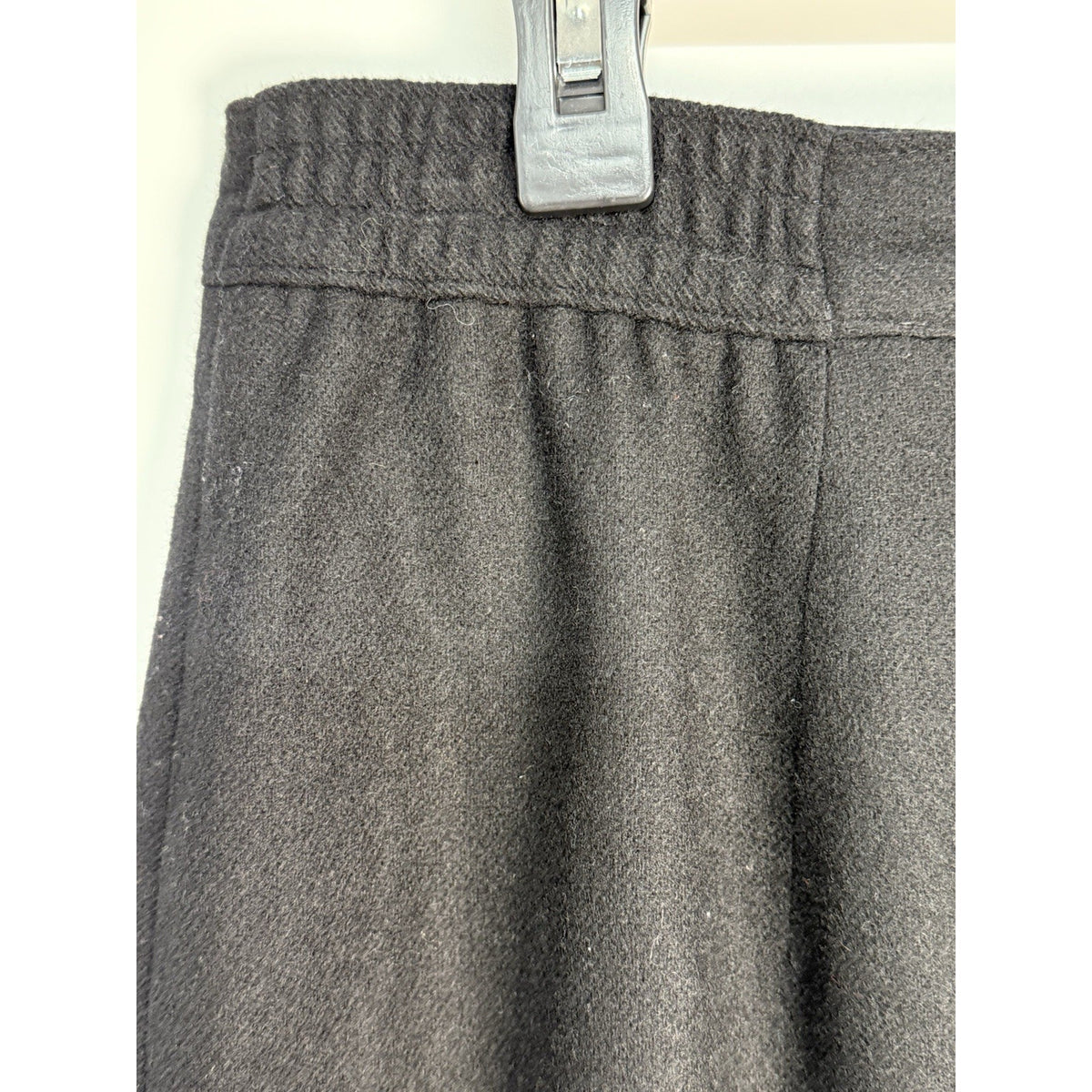 Sag Harbor 18 Black Pure Wool Lined Midi Skirt Back Vent Classic Vintage
