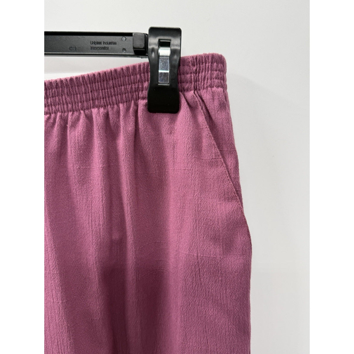 Alfred Dunner Women Pull On Pants Size 12 Pink Elastic Waist Straight Leg Casual