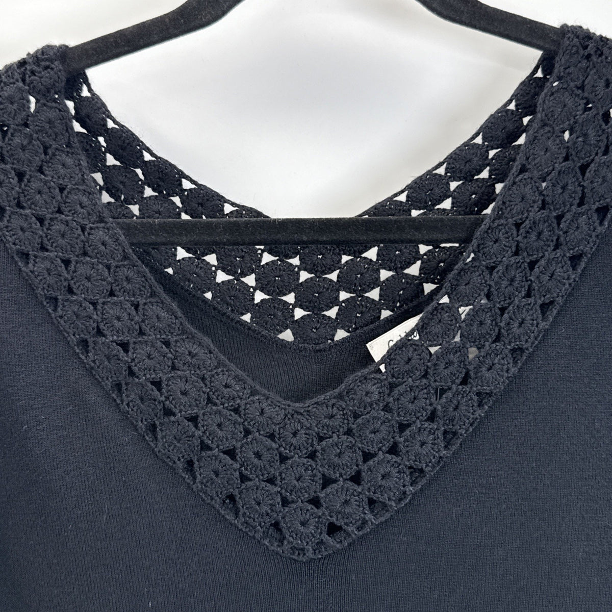 Coldwater Creek Sweater Black Size Large Crochet Wide V-neck Soft NWT