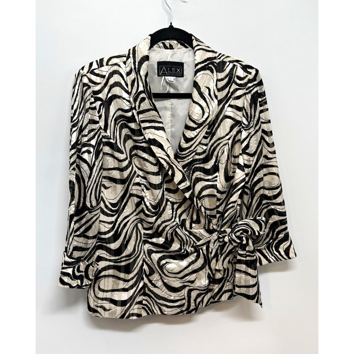 Alex Evenings Women’s L Black Ivory Abstract Tie Belt Lined 3/4 Sleeve Jacket