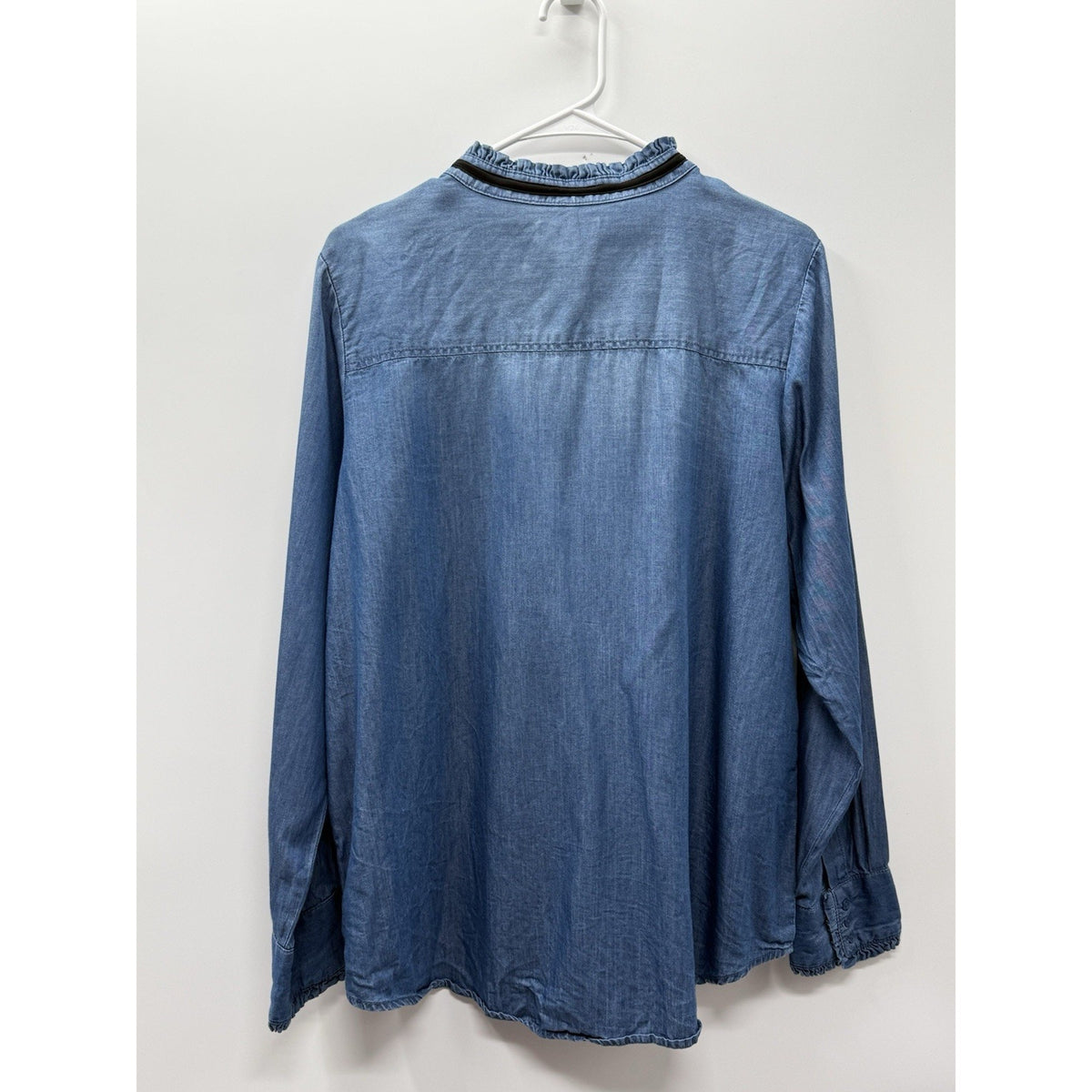 Kensie Jeans XL Chambray Button-Up Blouse Blue Ruffle Tie Neck Lyocell Top