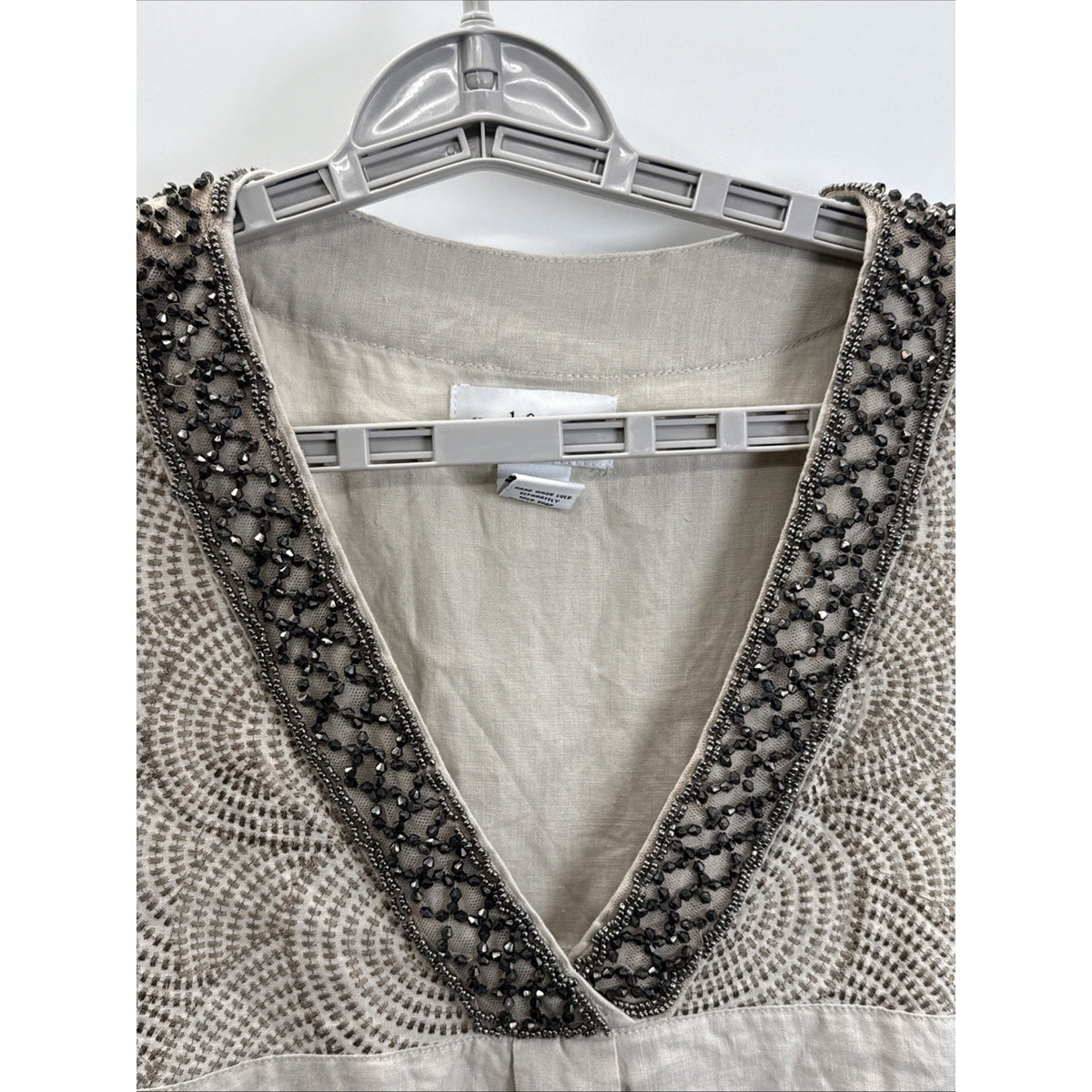 Peck & Peck Womens Large Khaki Linen V Neck Top Beaded Embroidered Casual