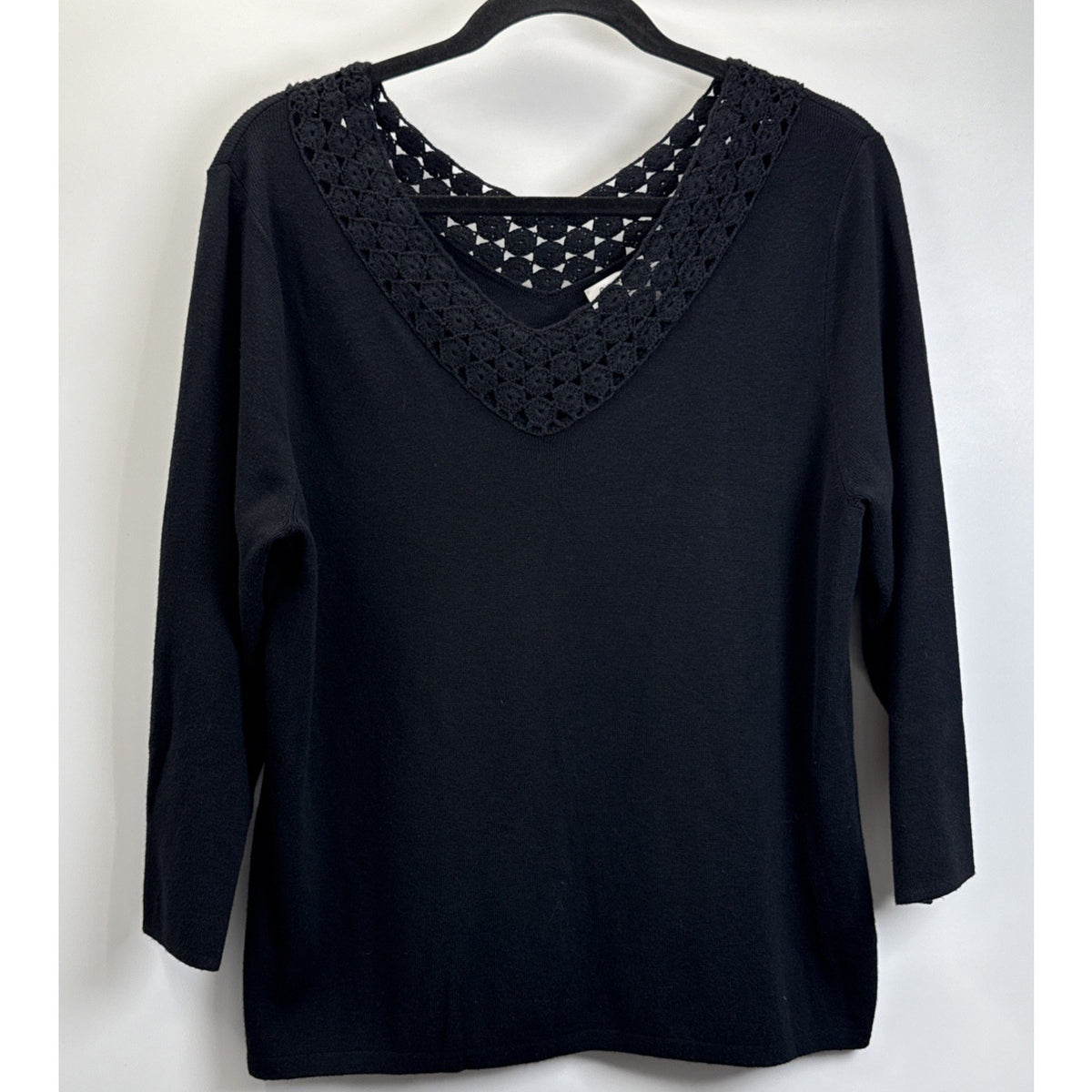 Coldwater Creek Sweater Black Size Large Crochet Wide V-neck Soft NWT