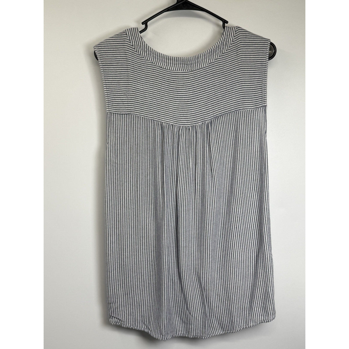 a.n.a XL Blue White Striped Rayon Sleeveless Surplice Blouse Coastal Minimalist