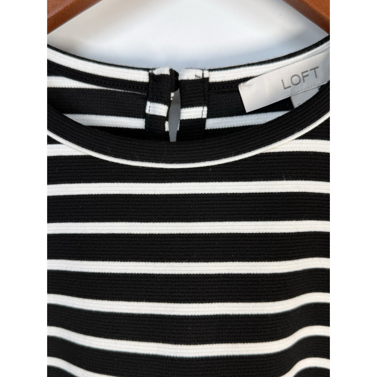 LOFT Black White Stripe Knit Shift Dress Size S 3/4 Sleeve Stretch Classic