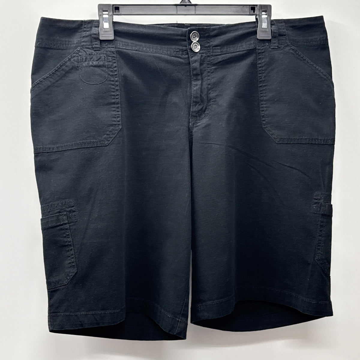 Womens Lane Byrant Black Bermuda Cargo Shorts Size 16