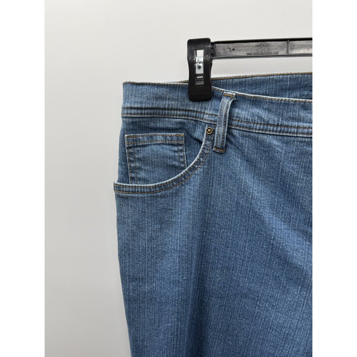 D&Co Denim & Company Blue Jeans Women Size 16 Med Wash Stretch Classic Denim