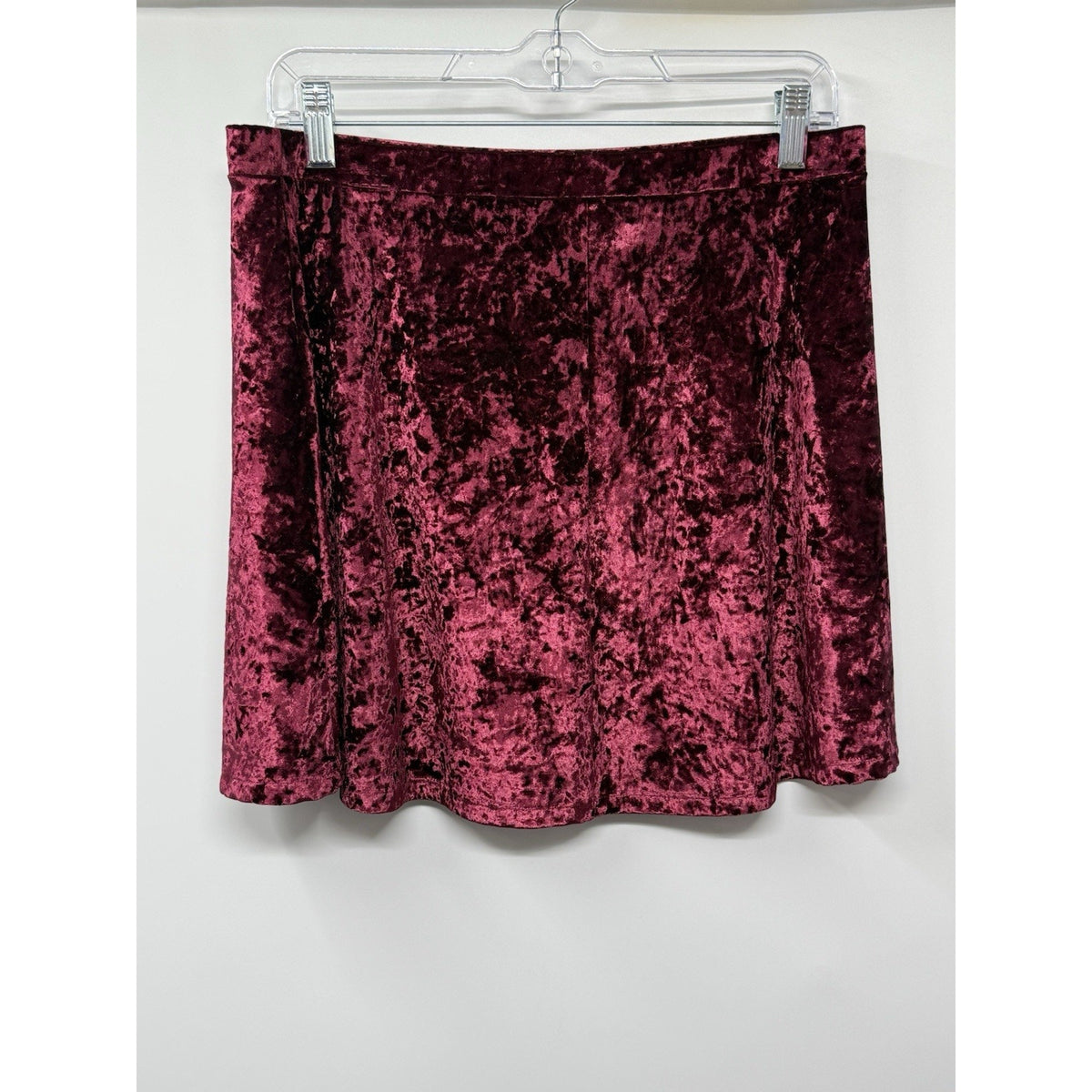 Express Burgundy Crushed Velvet Mini Skirt M Whimsigoth Gothic Romantic Stretch