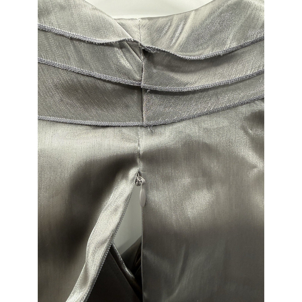 Cachet Silver Metallic Pleated Jacket Blazer Size 8 Dressy Evening Career