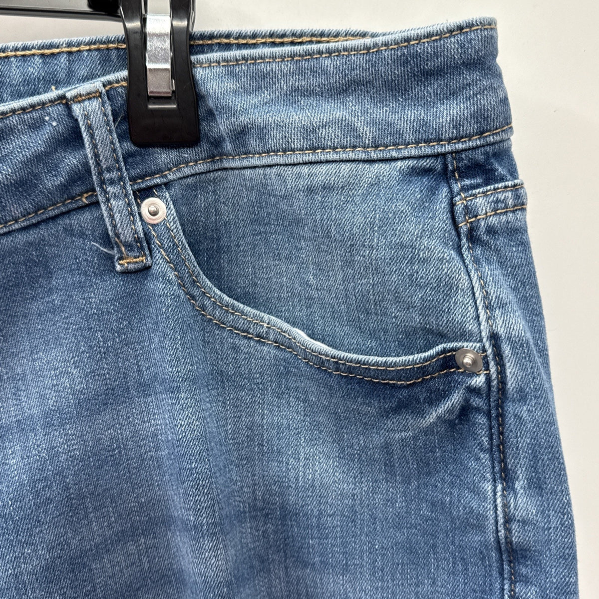 Sonoma Jeans Women Size 20W 5 Pocket 25” Inseam Denim Crop Pants
