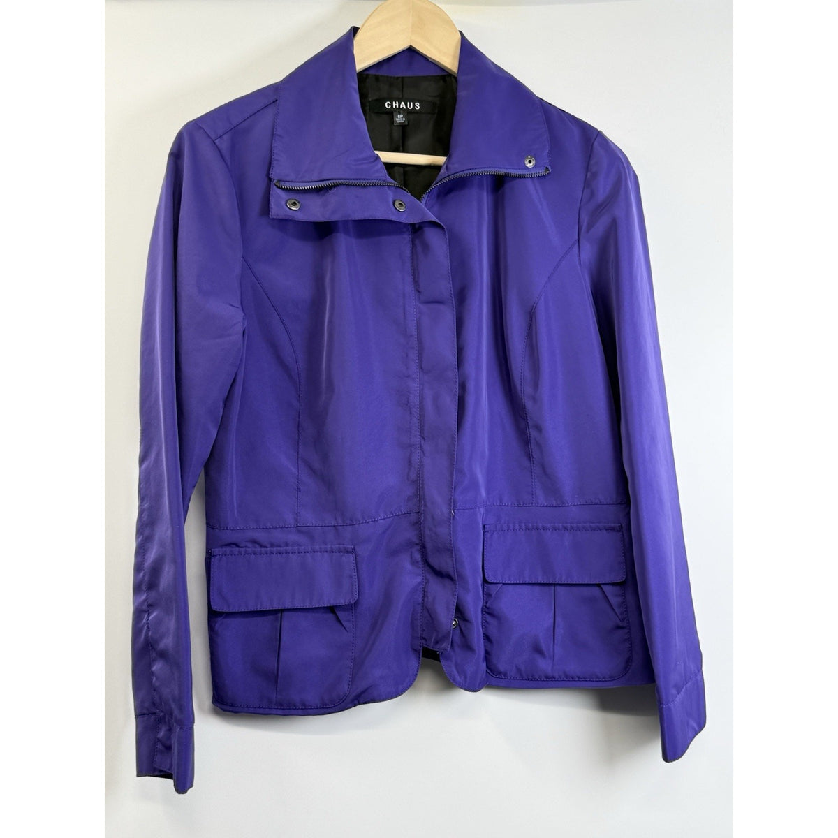 Chaus Women Purple Satin Look Jacket Blazer Long Sleeve SZ 6P Zip & Snap Closure