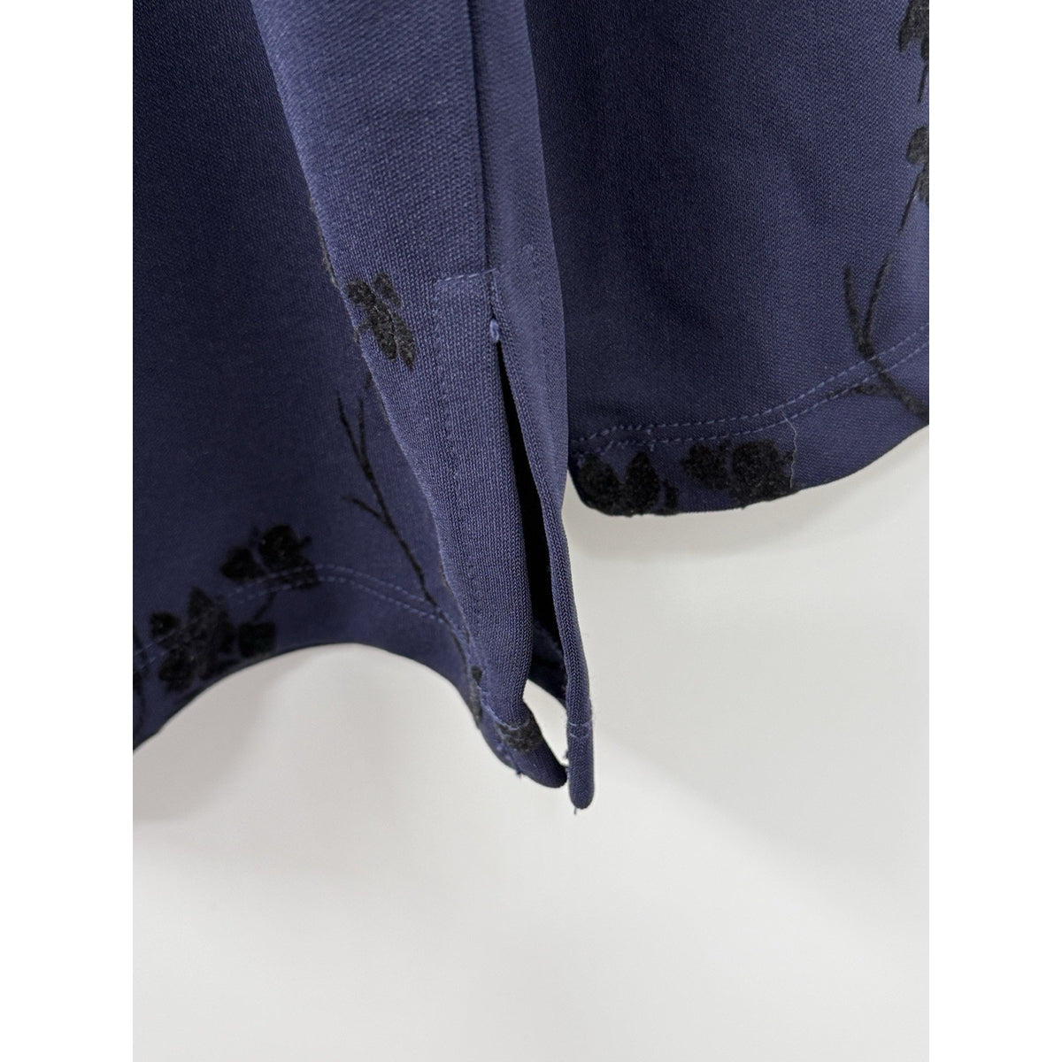 Emma James Medium Navy Flocked Floral Top Long Sleeve Stretch Side Slit Classic