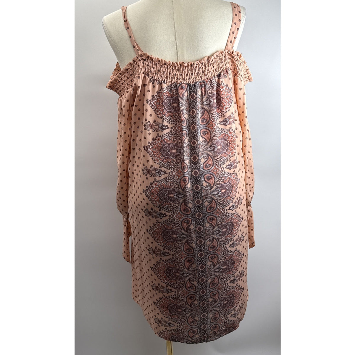 Luxology Boho Paisley Off Shoulder Dress Peach Smocked Festival Size 18