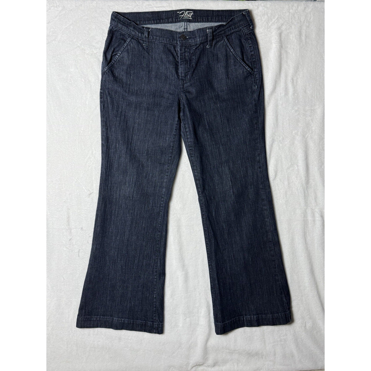 Old Navy Womens The Flirt Jeans Boot Cut Flare Mid Rise Size 12 Short Dark Wash