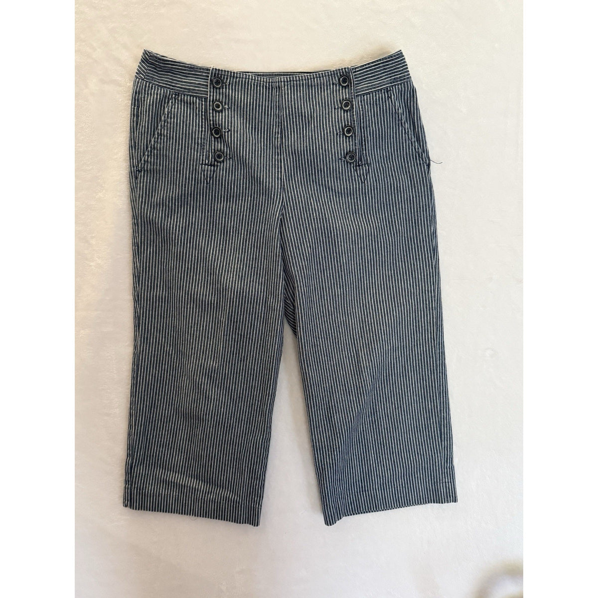 Larry Levine Womens 12 Capri Pants Blue White Stripe Cotton Button Front Cropped